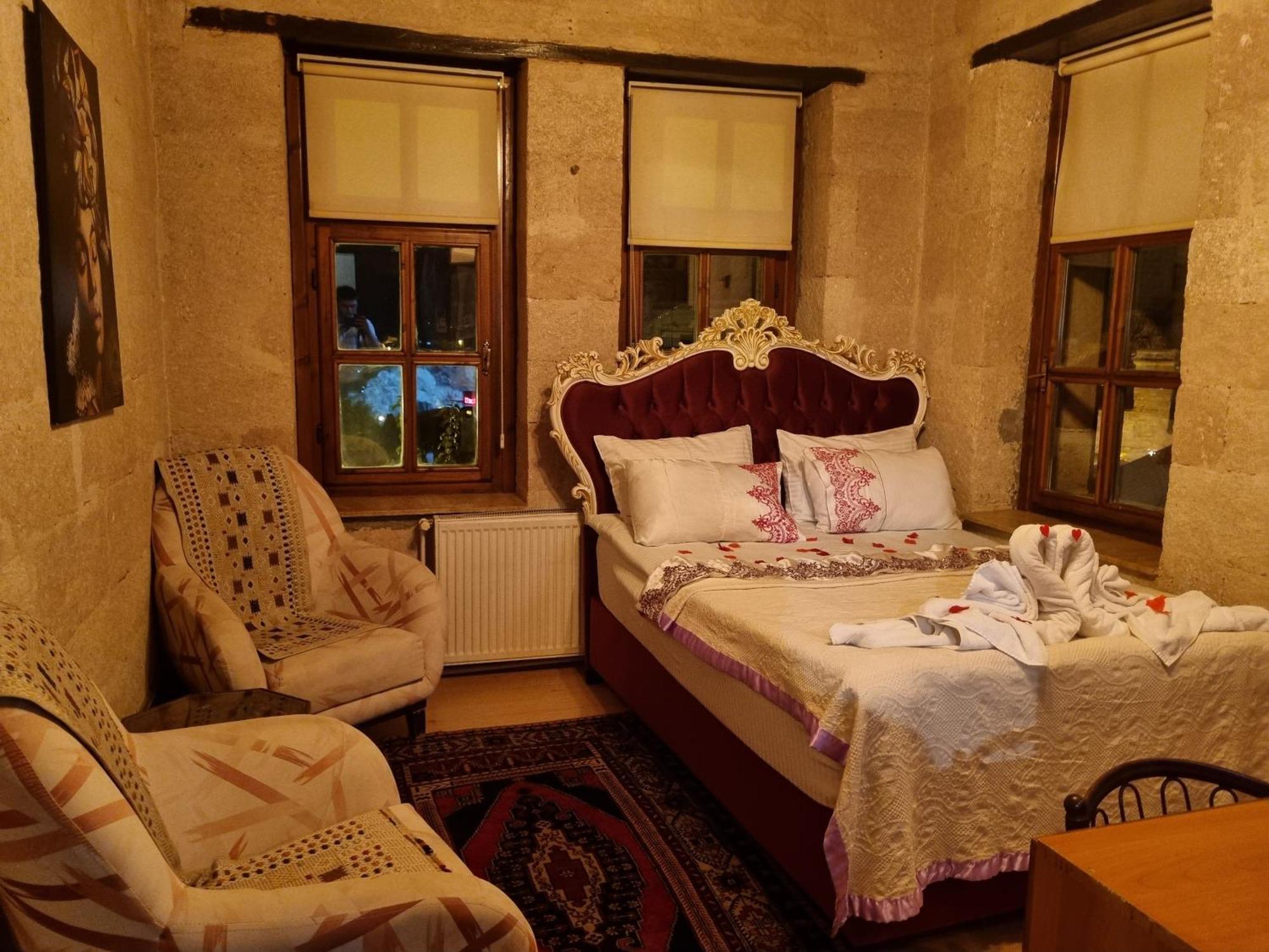 Born Hotel Урґюп Екстер'єр фото